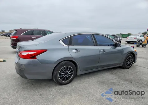2016 Nissan Altima 2.5 z USA, uszkodzony, nr VIN 1N4AL3AP7GC236961
